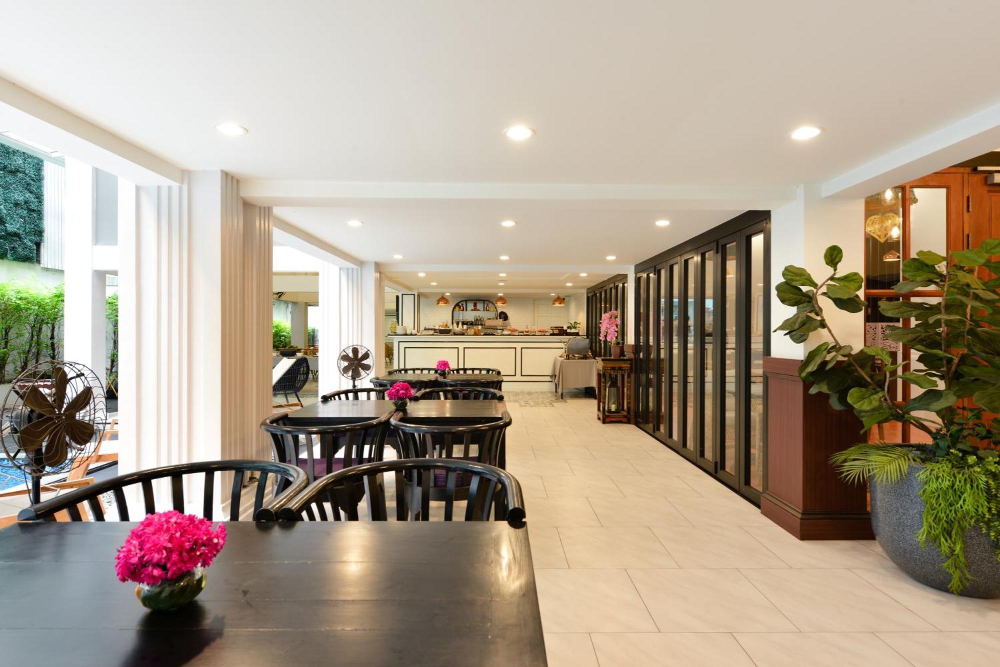 Villa De Pranakorn Bangkok Exteriér fotografie The interior of the hotel